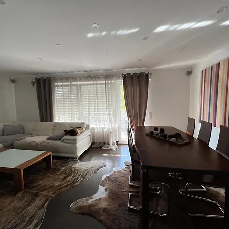 Ermmes Apartament